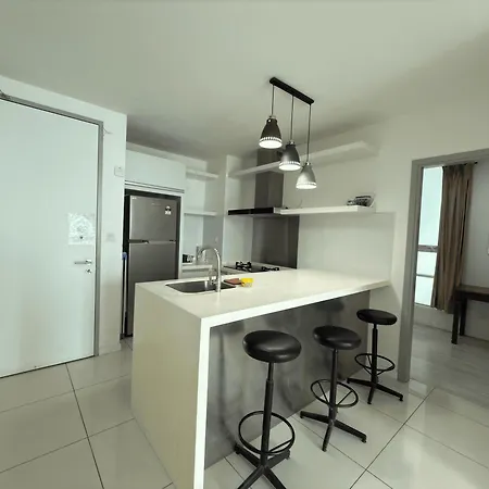 Sutera Avenue Kota Kinabalu City Centre Lw Suites Exterior photo