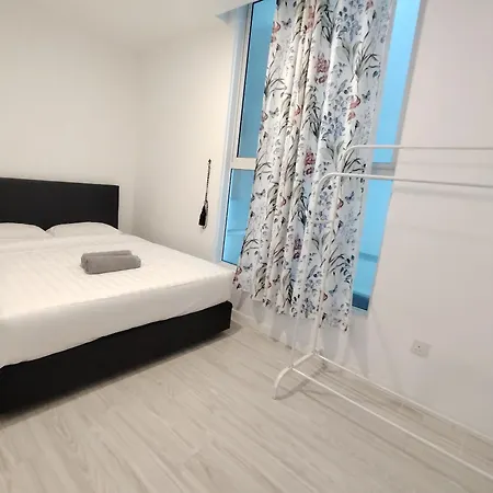Sutera Avenue Kota Kinabalu City Centre Lw Suites Room photo