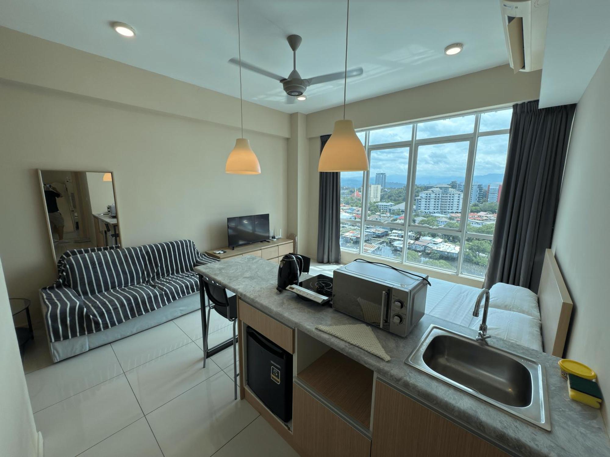 Sutera Avenue Centre Lw *