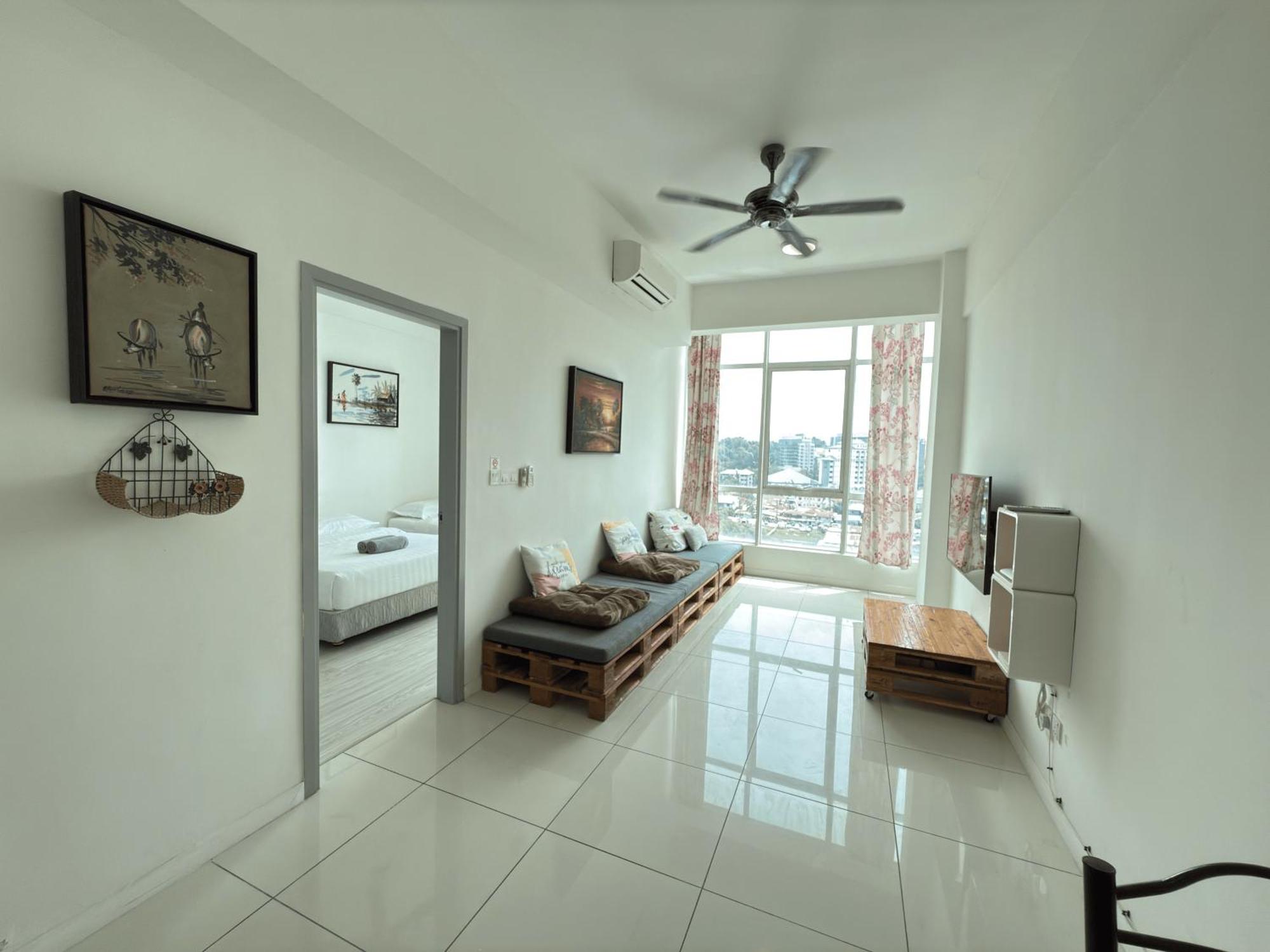 Sutera Avenue Centre Lw *